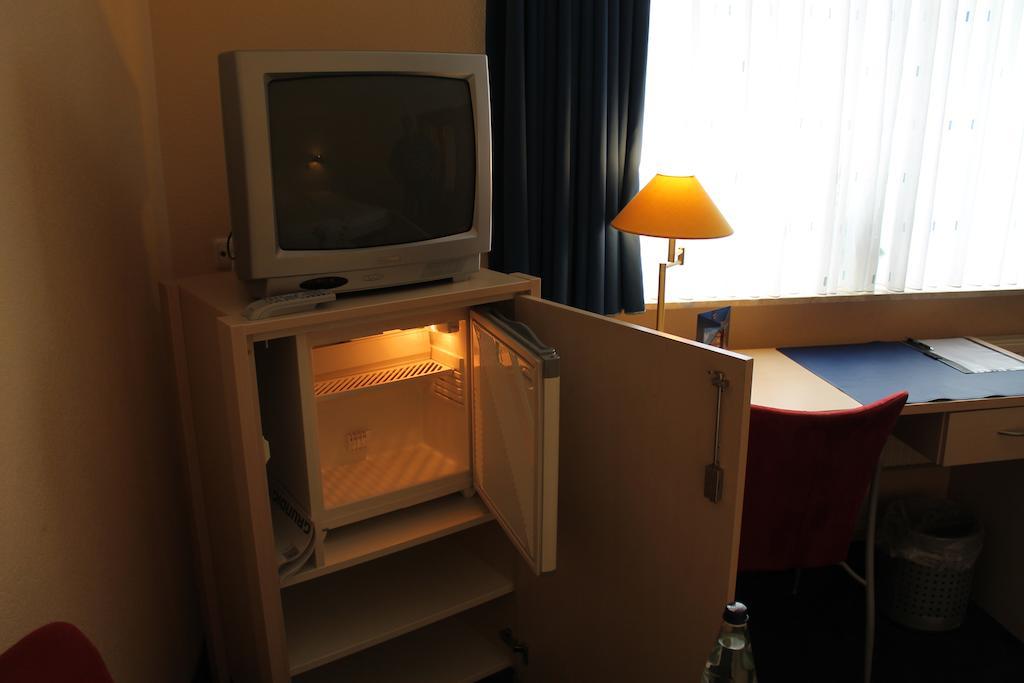 Gasthaus Zur Alten Eiche Hamburg Room photo